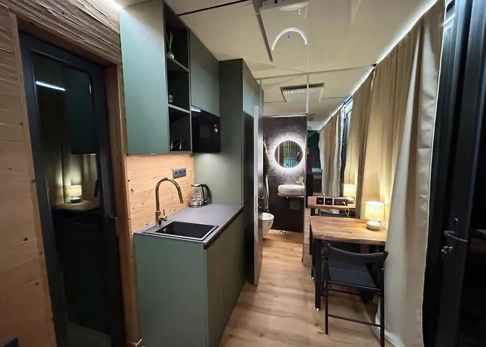 Za Zrcadlem Hradišťko