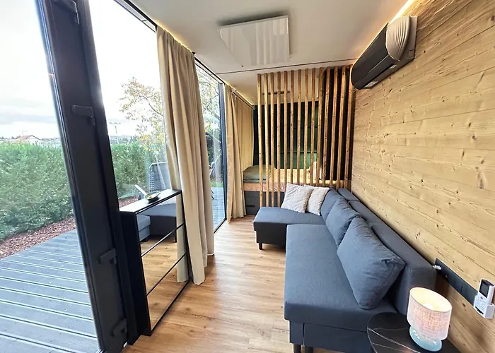 Za Zrcadlem Hradišťko